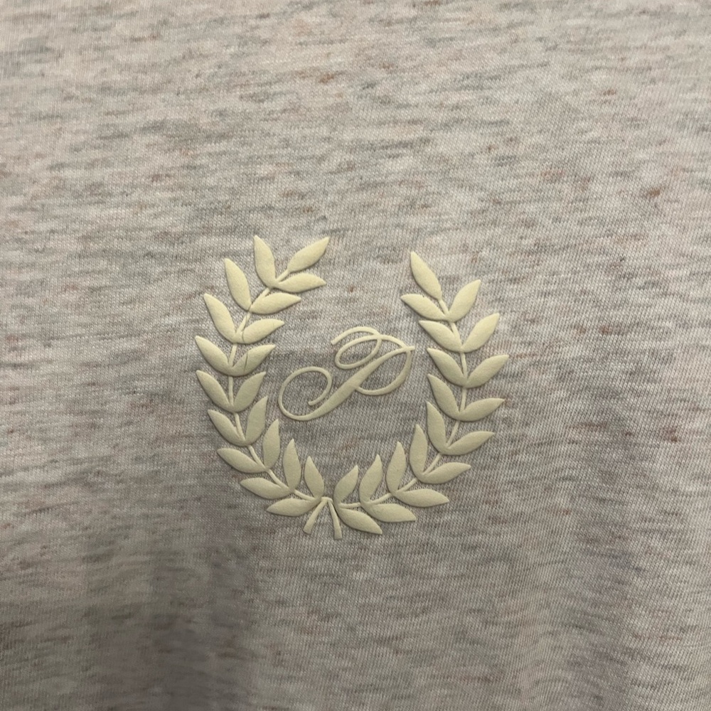 VSPINK 💗L/S Logo Campus Tee(M)Oatmeal & VSPINK💗Cozy Fleece Leggings(M)Cocoa-SET! - Picture 10 of 15
